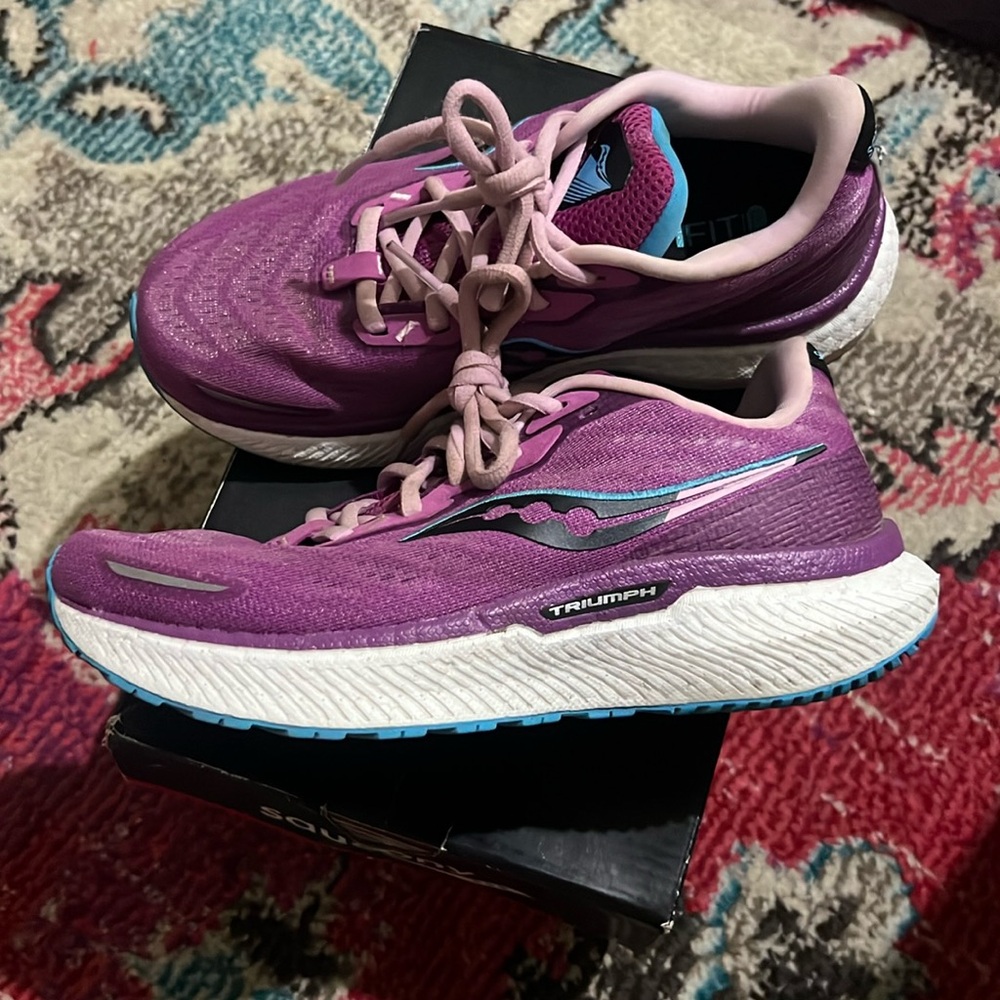 Saucony Triumph 19 Size 6.5